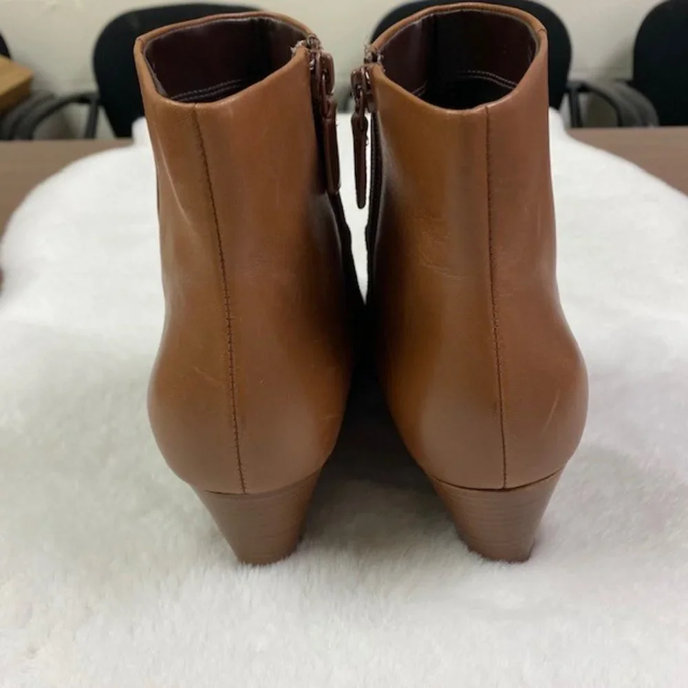 Cole Haan Eneida Wedge Booties Pointed Toe Leather, size 8.5 B‎